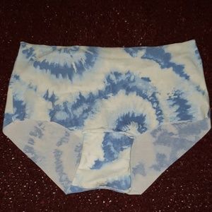 Nwot vs boyshort panties